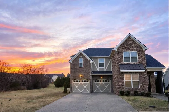 $719,900 | 501 Lingering Way, Hendersonville, TN 37075