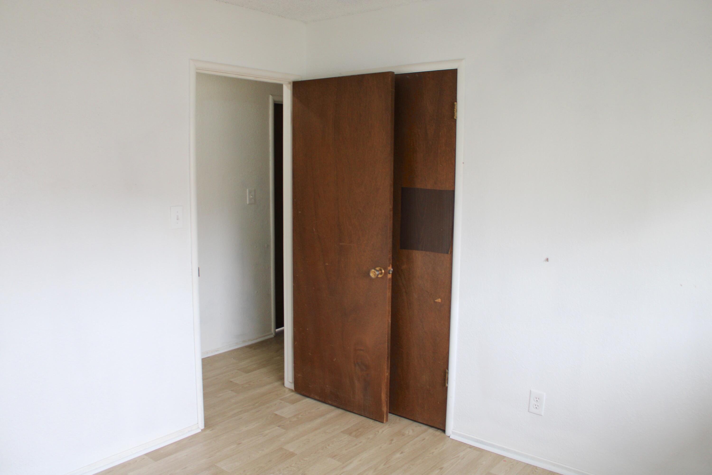 517 South R Street Tulare, CA 93274 - Photo 9 of 21 a view of elevator