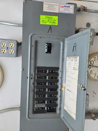 $799,000 | 2285 Northern Road, Appleton, WI 54914