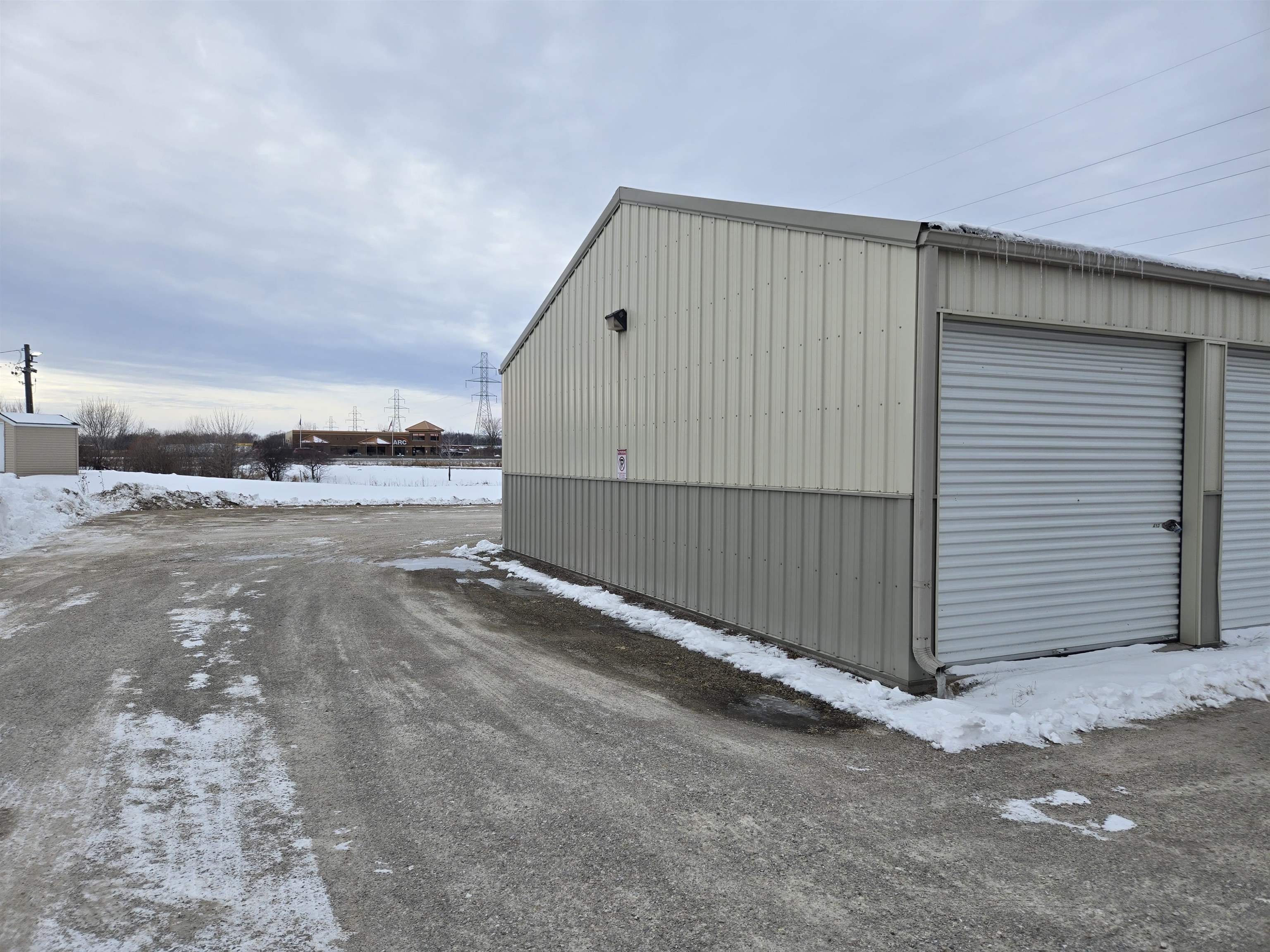 2285 Northern Road Appleton, WI 54914 - Photo 7 of 23