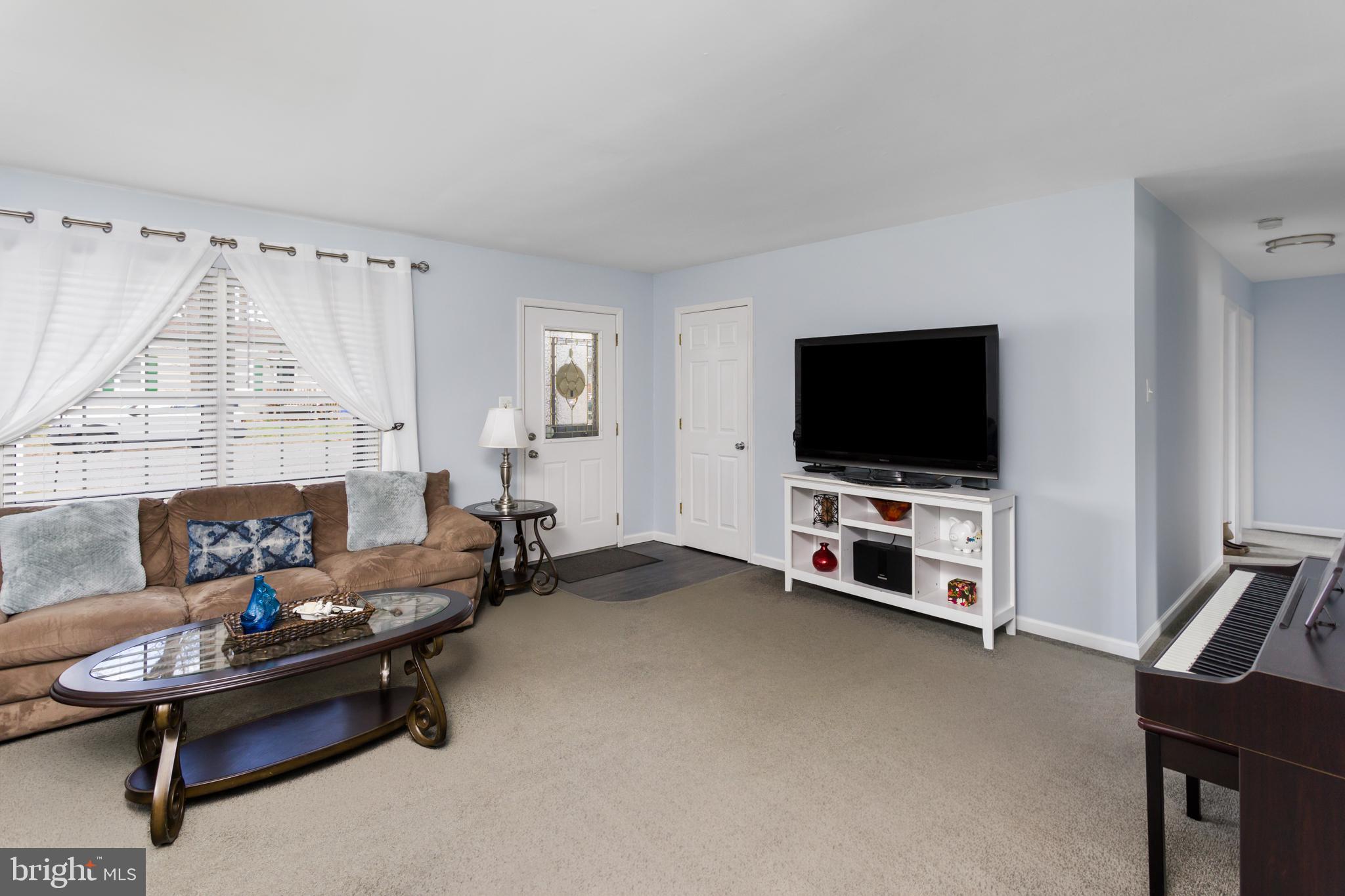 11 Shevchenko Avenue Cream Ridge, NJ 08514 - Photo 5 of 29