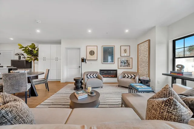 $747,900 | 20 Audubon Way, Unit 205, Canton, MA 02021