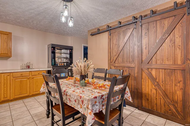 $207,900 | 718 Davis Drive, Mount Vernon, IN 47620