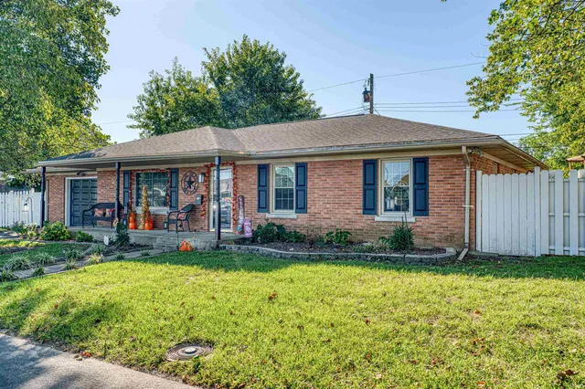 $207,900 | 718 Davis Drive, Mount Vernon, IN 47620