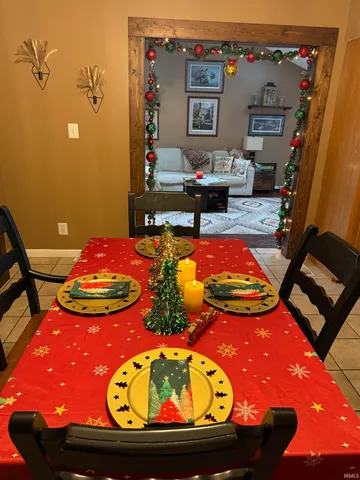 $207,900 | 718 Davis Drive, Mount Vernon, IN 47620