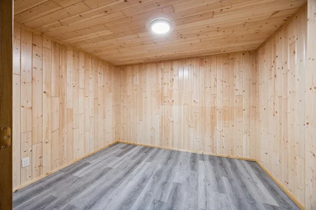 $479,900 | 13409 Parkwood Drive, Burnsville, MN 55337