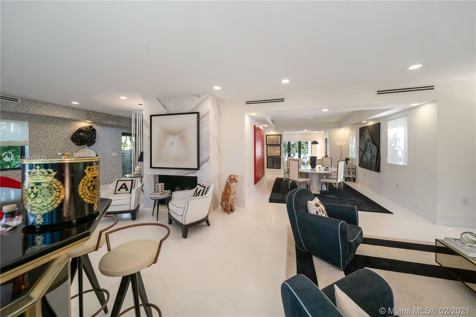 2345 North Bay Road Miami Beach, FL 33140 - Photo 14 of 52