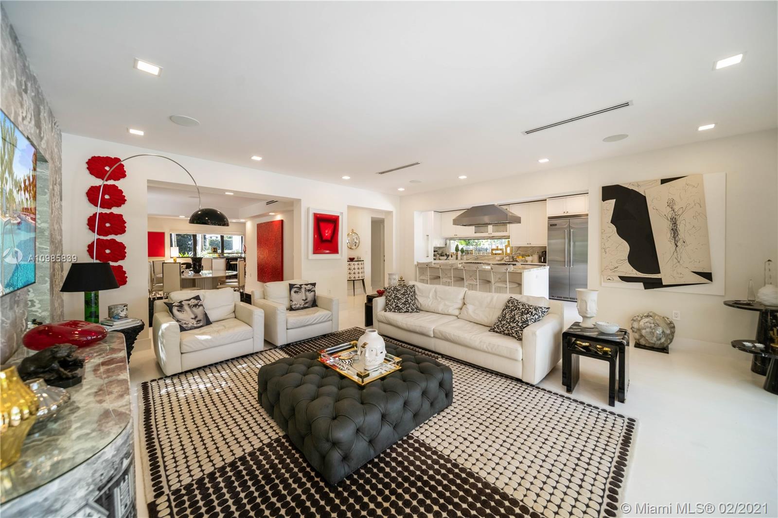 2345 North Bay Road Miami Beach, FL 33140 - Photo 22 of 52