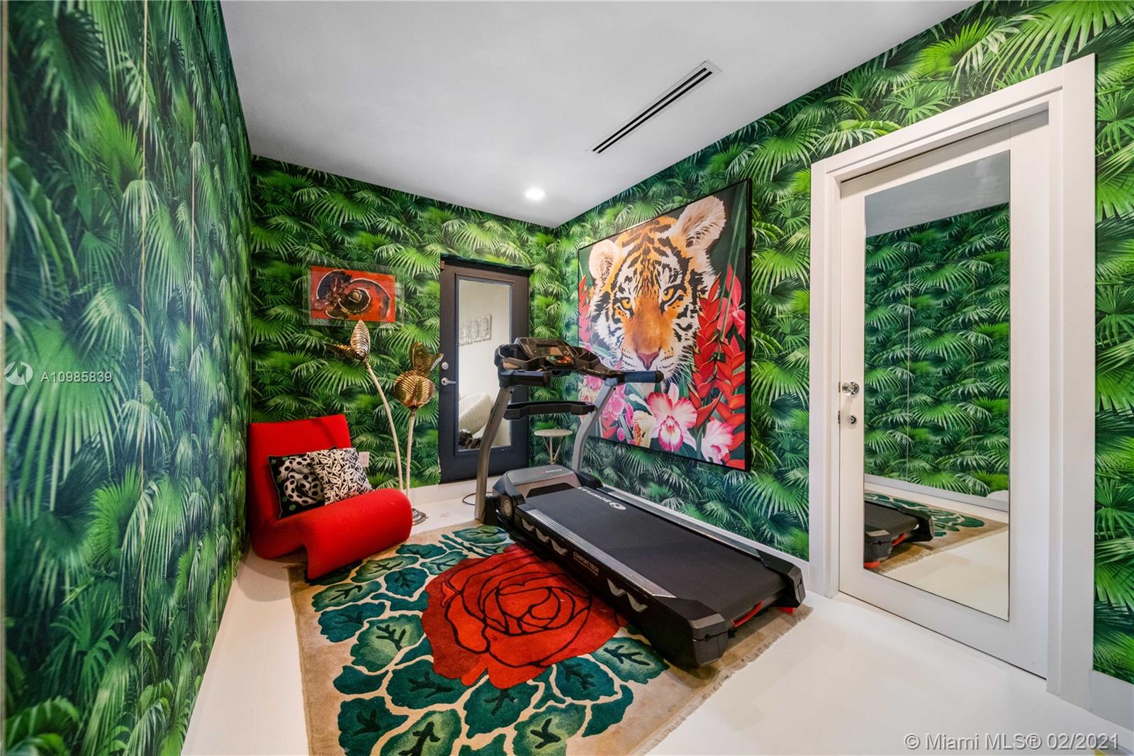 2345 North Bay Road Miami Beach, FL 33140 - Photo 40 of 52