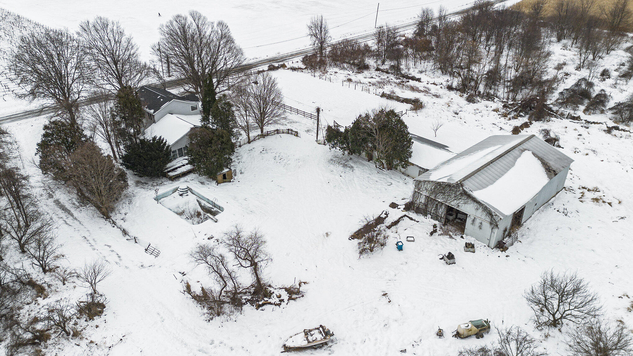 8600 Garr Road Berrien Springs, MI 49103 - Photo 39 of 44 039_dji_0062_962