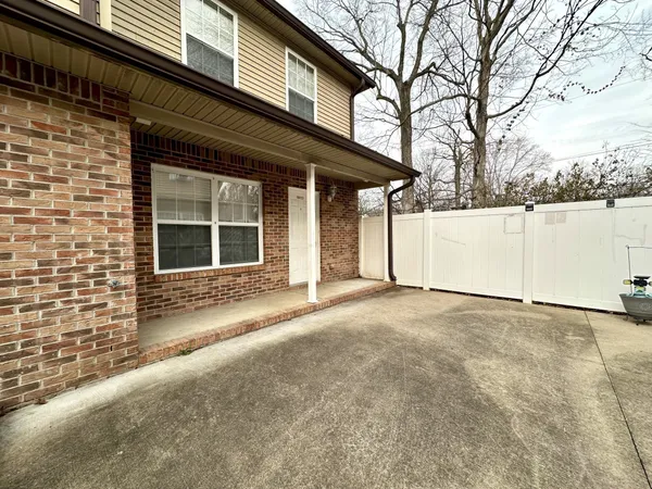 $1,200 | 400 Condor Court, Unit C, Clarksville, TN 37042