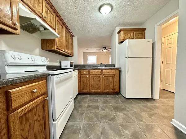 $1,200 | 400 Condor Court, Unit C, Clarksville, TN 37042