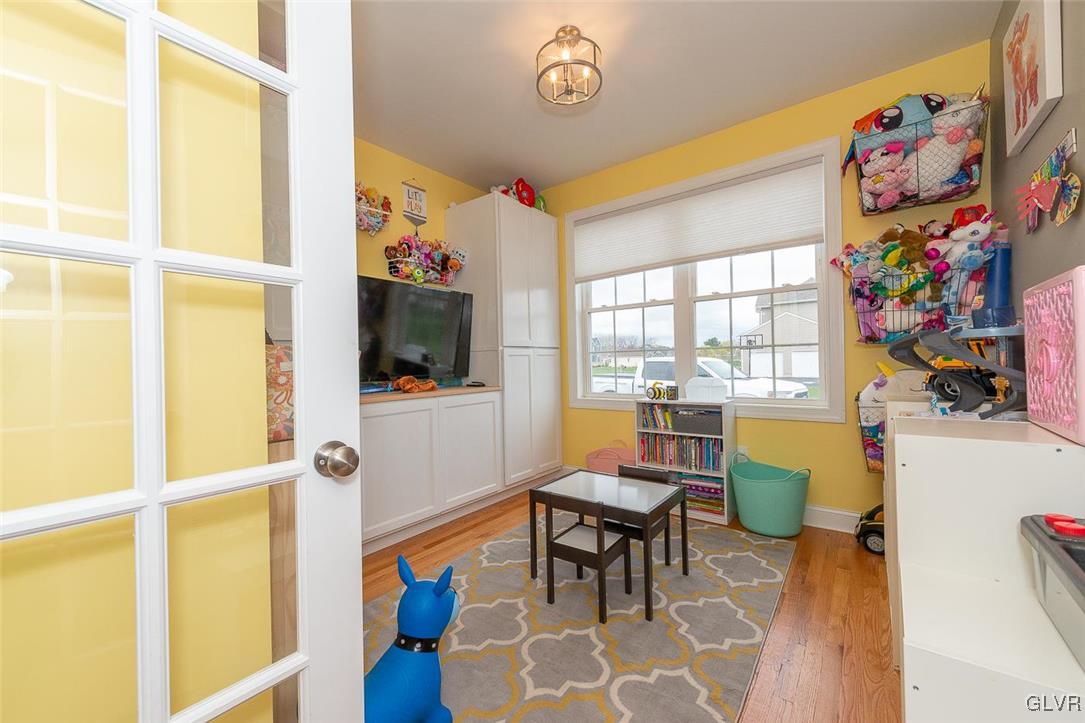 4572 Fairway Road Bethlehem, PA 18020 - Photo 13 of 32 Gallery Image 13