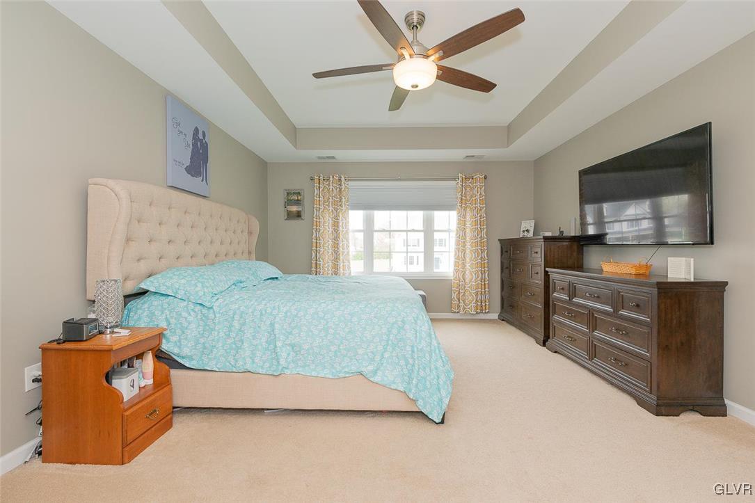 4572 Fairway Road Bethlehem, PA 18020 - Photo 18 of 32 Gallery Image 18
