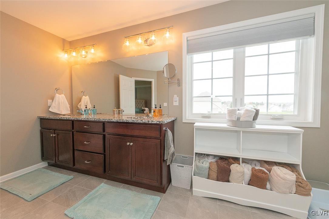 4572 Fairway Road Bethlehem, PA 18020 - Photo 20 of 32 Gallery Image 20