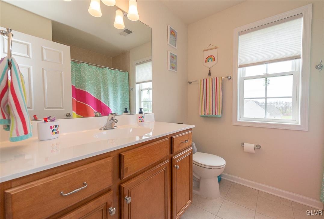 4572 Fairway Road Bethlehem, PA 18020 - Photo 25 of 32 Gallery Image 25
