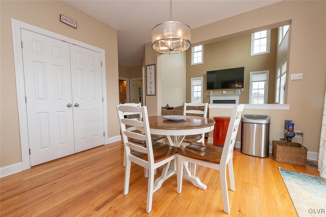 4572 Fairway Road Bethlehem, PA 18020 - Photo 9 of 32 Gallery Image 9