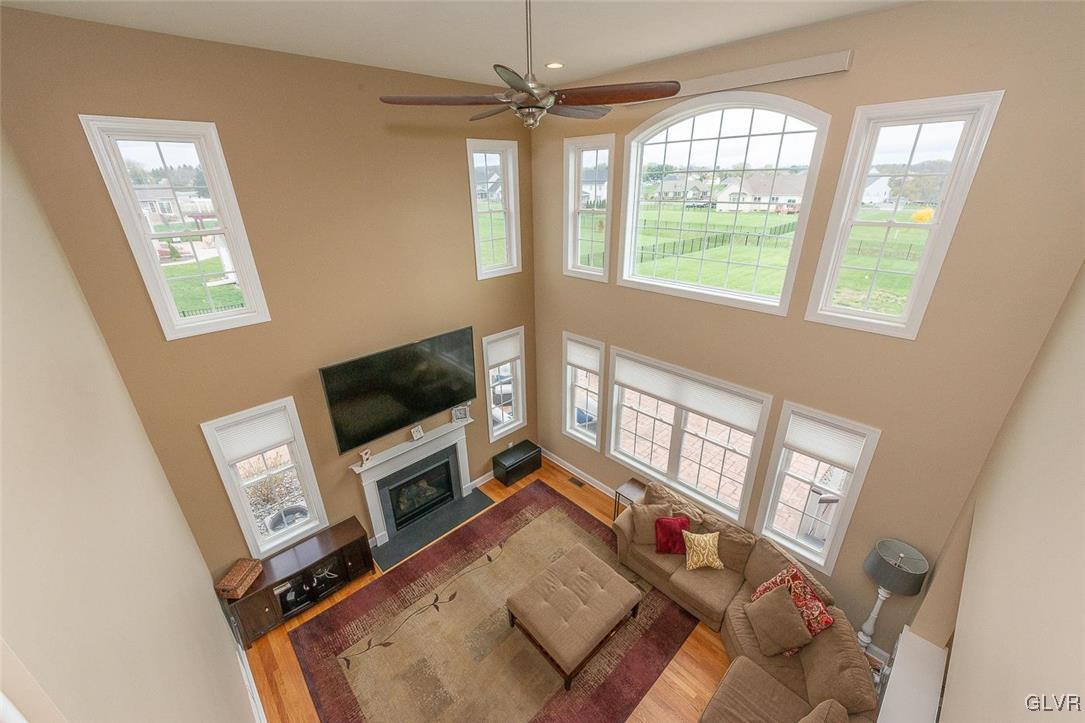 4572 Fairway Road Bethlehem, PA 18020 - Photo 10 of 32 Gallery Image 10