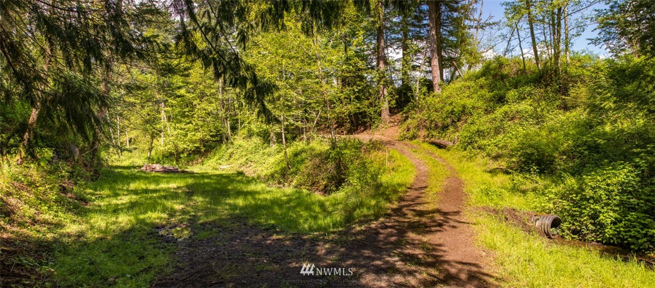 1212 East Laurel Road Bellingham, WA 98226 - Photo 25 of 37 Gallery Image 25