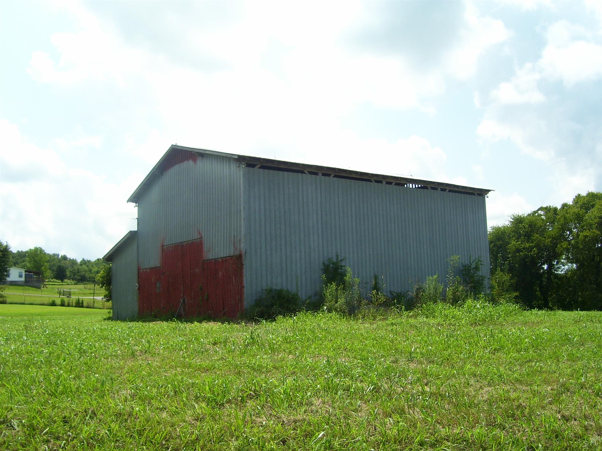3744 Beasleys Bend Road Lebanon, TN 37087 - Photo 7 of 10 Another view of barn