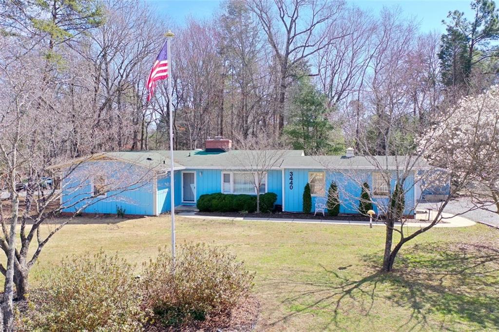 3440 Edgefield Road Greensboro, NC 27409 - Photo 2 of 50
