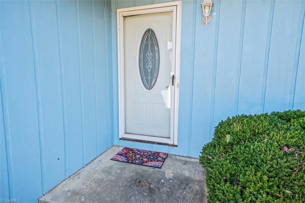 3440 Edgefield Road Greensboro, NC 27409 - Photo 25 of 50