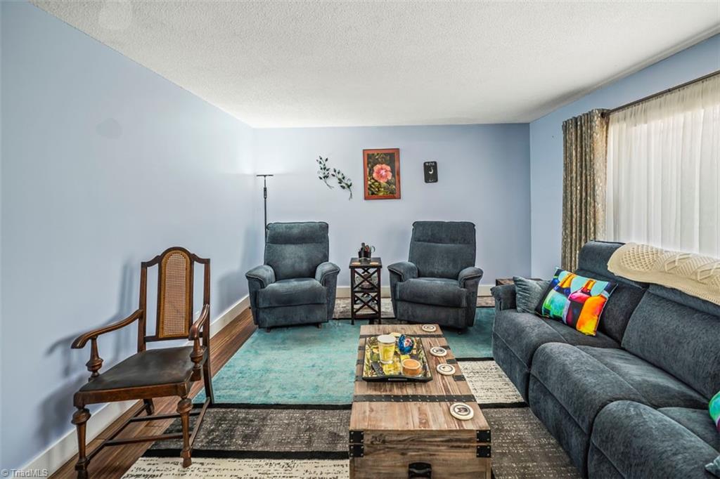 3440 Edgefield Road Greensboro, NC 27409 - Photo 33 of 50