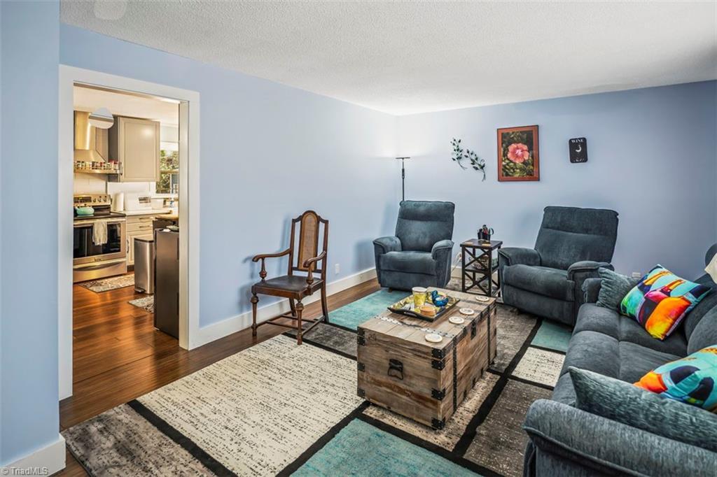 3440 Edgefield Road Greensboro, NC 27409 - Photo 34 of 50
