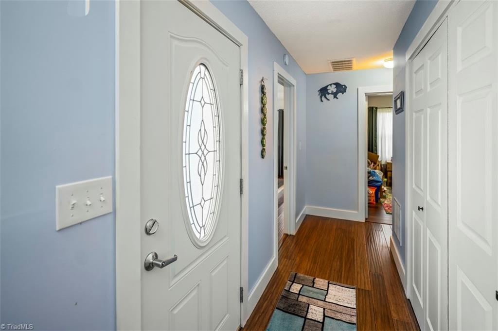 3440 Edgefield Road Greensboro, NC 27409 - Photo 35 of 50
