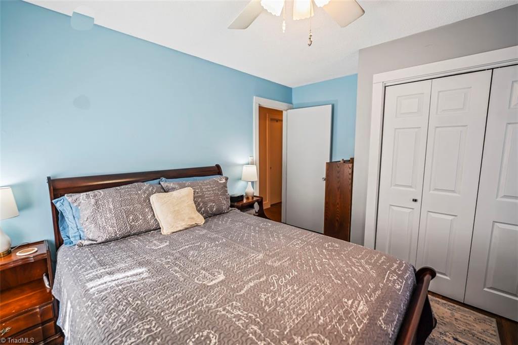 3440 Edgefield Road Greensboro, NC 27409 - Photo 42 of 50