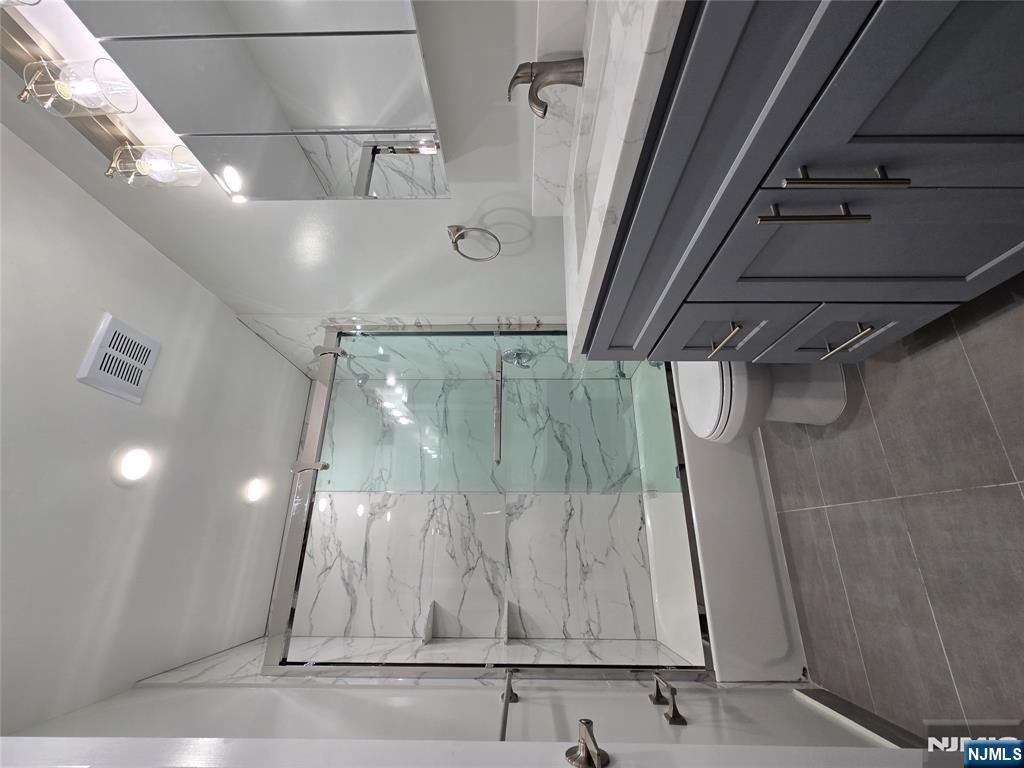 735 Spring Valley Road Maywood, NJ 07607 - Photo 4 of 31