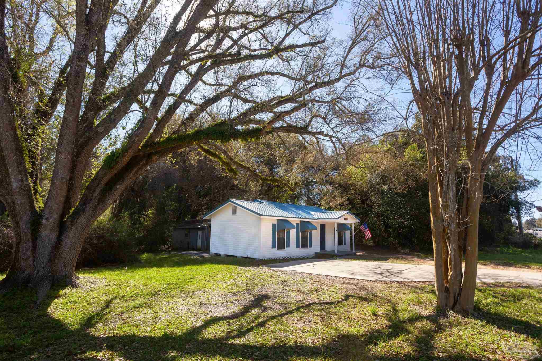 10608 Chemstrand Road Pensacola, FL 32514 - Photo 2 of 16