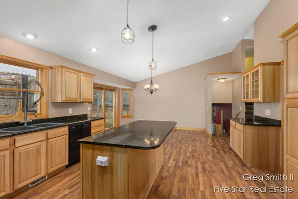 $565,000 | 4230 Fenwick Drive, Dorr, MI 49323