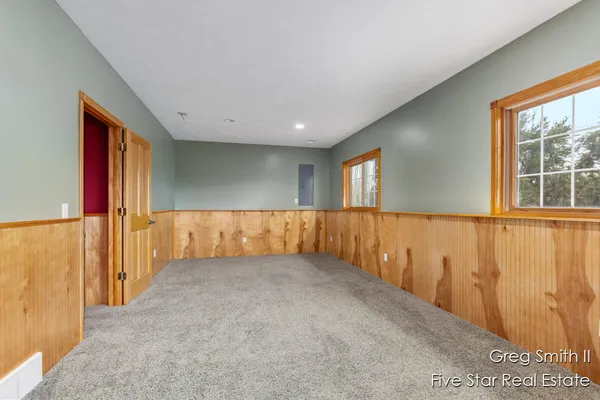 $565,000 | 4230 Fenwick Drive, Dorr, MI 49323