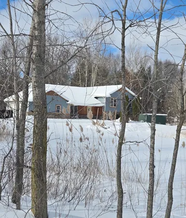 $565,000 | 4230 Fenwick Drive, Dorr, MI 49323