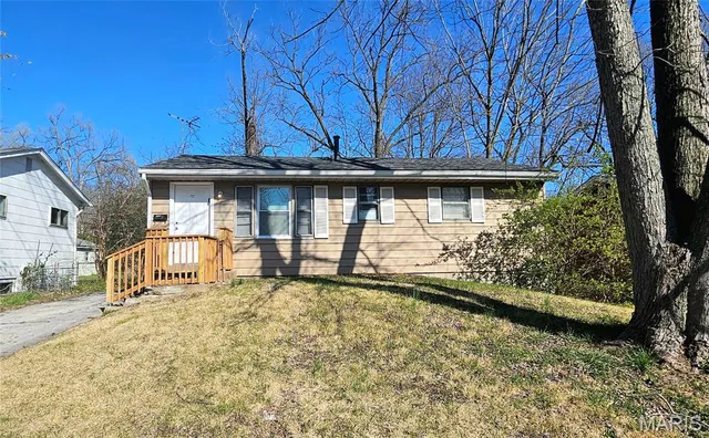 $98,000 | 10342 Duke Drive, St. Louis, MO 63136