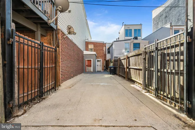 $585,000 | 1003 V Street Northwest, Washington, DC 20001