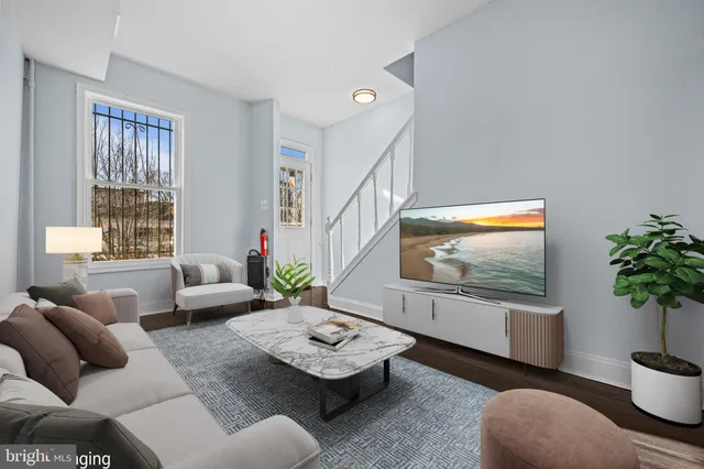 $585,000 | 1003 V Street Northwest, Washington, DC 20001