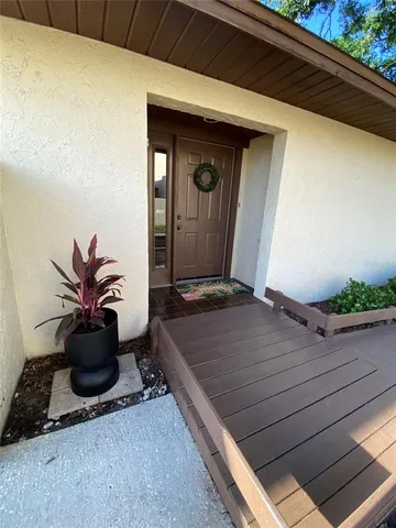 $182,500 | 1880 North Crystal Lake Drive, Unit 3, Lakeland, FL 33801