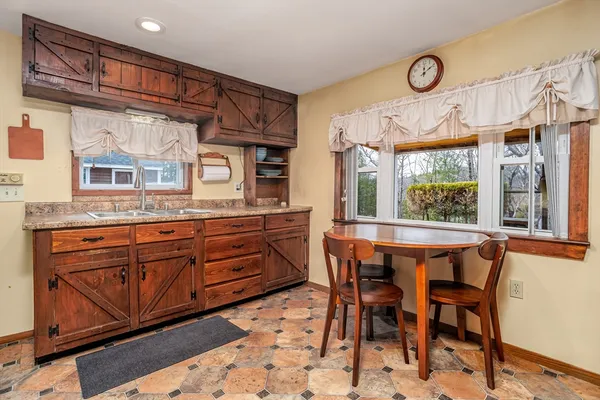 $250,000 | 227 Log Cabin Road, Ashby, MA 01431