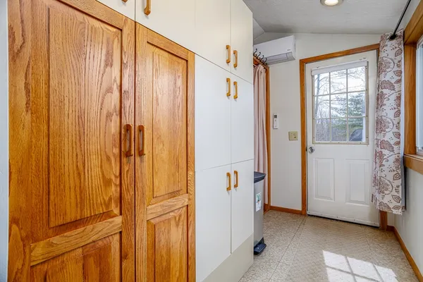 $250,000 | 227 Log Cabin Road, Ashby, MA 01431