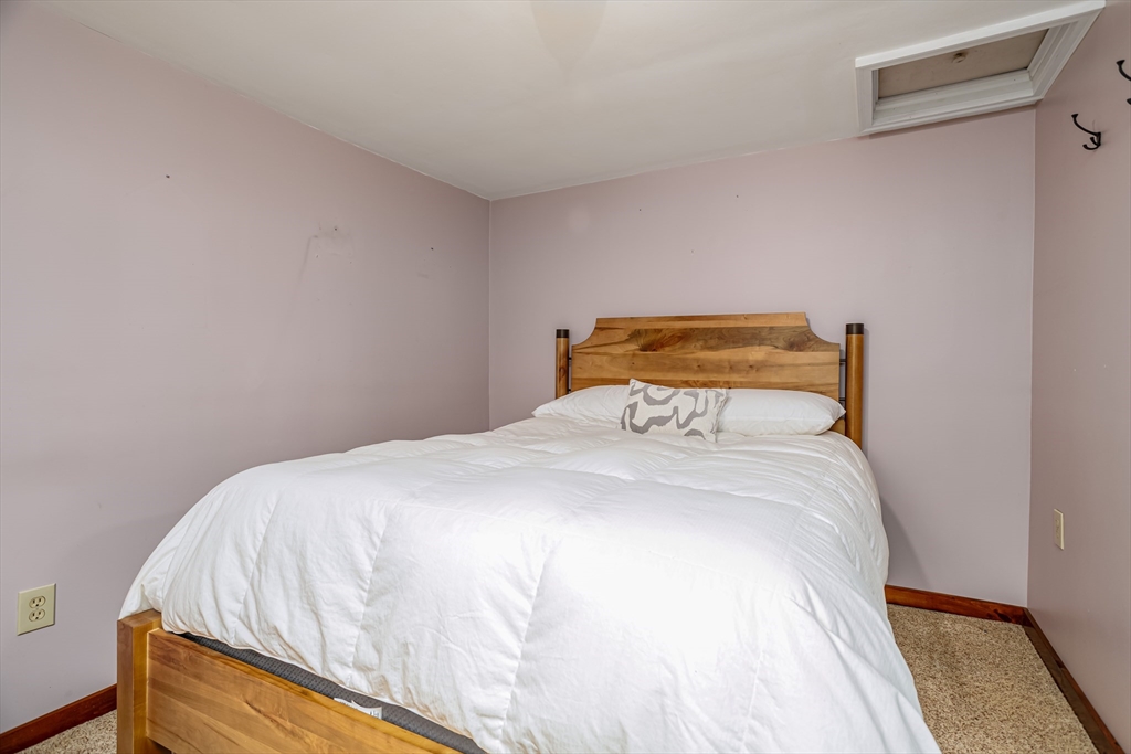 227 Log Cabin Road Ashby, MA 01431 - Photo 23 of 42