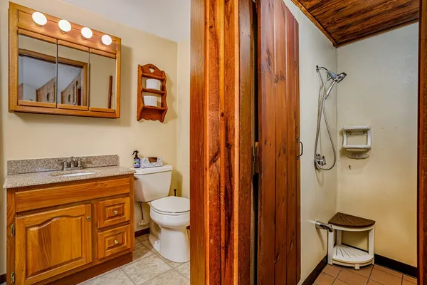 $250,000 | 227 Log Cabin Road, Ashby, MA 01431