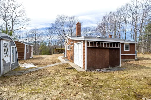 $250,000 | 227 Log Cabin Road, Ashby, MA 01431
