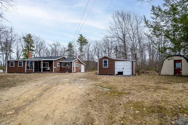 $250,000 | 227 Log Cabin Road, Ashby, MA 01431