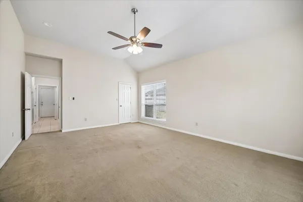 $2,700 | 806 Charles Place, Baytown, TX 77521