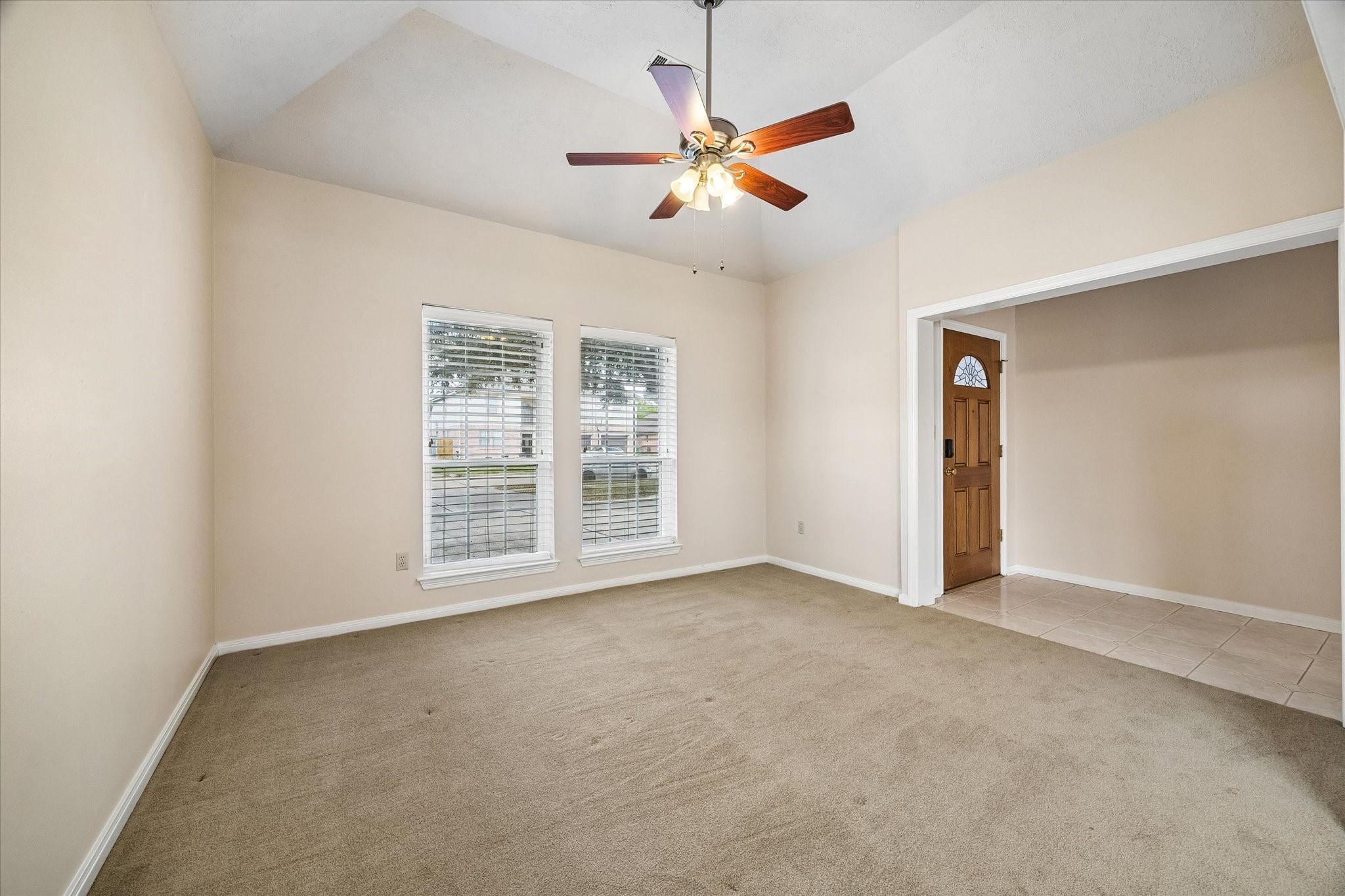 806 Charles Place Baytown, TX 77521 - Photo 4 of 23