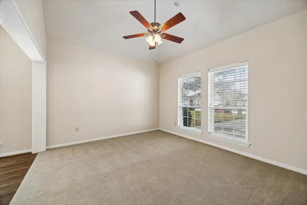 $2,700 | 806 Charles Place, Baytown, TX 77521