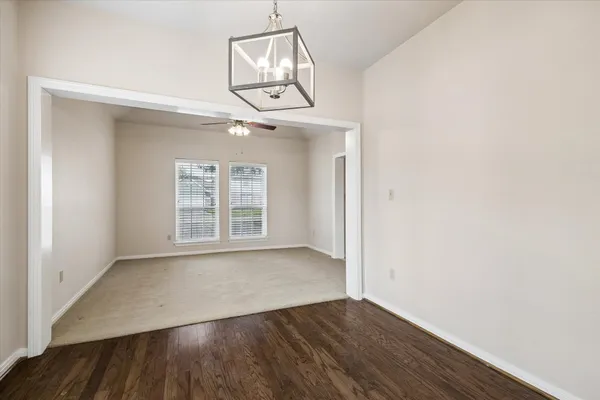 $2,700 | 806 Charles Place, Baytown, TX 77521