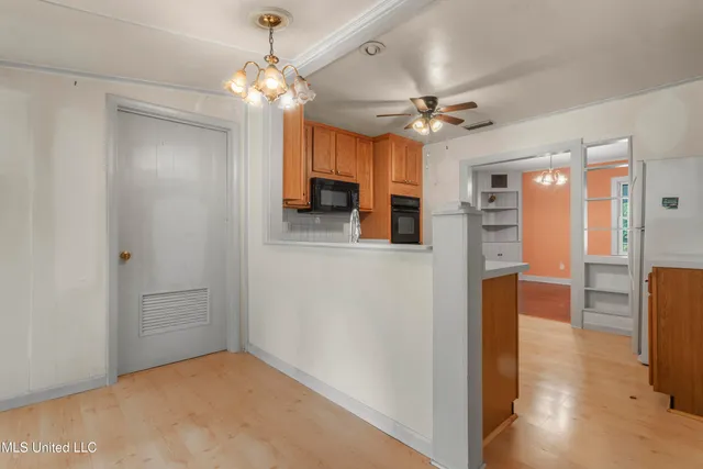 $277,000 | 395 Oaklawn Place, Biloxi, MS 39530